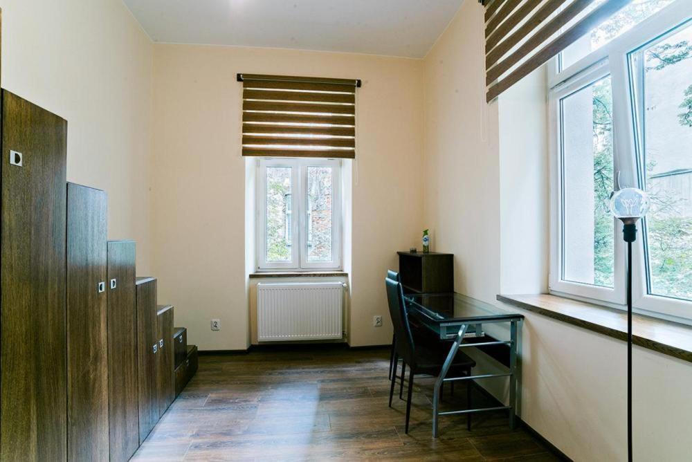 Cozy & Big Rooms In Old Town 克拉科夫 外观 照片